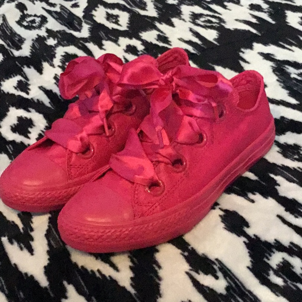 Converse all stars